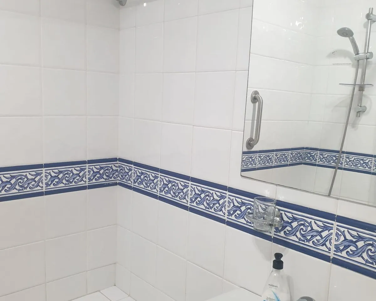 3f87bd6f-8202-454c-ab60-3399919ea5d0