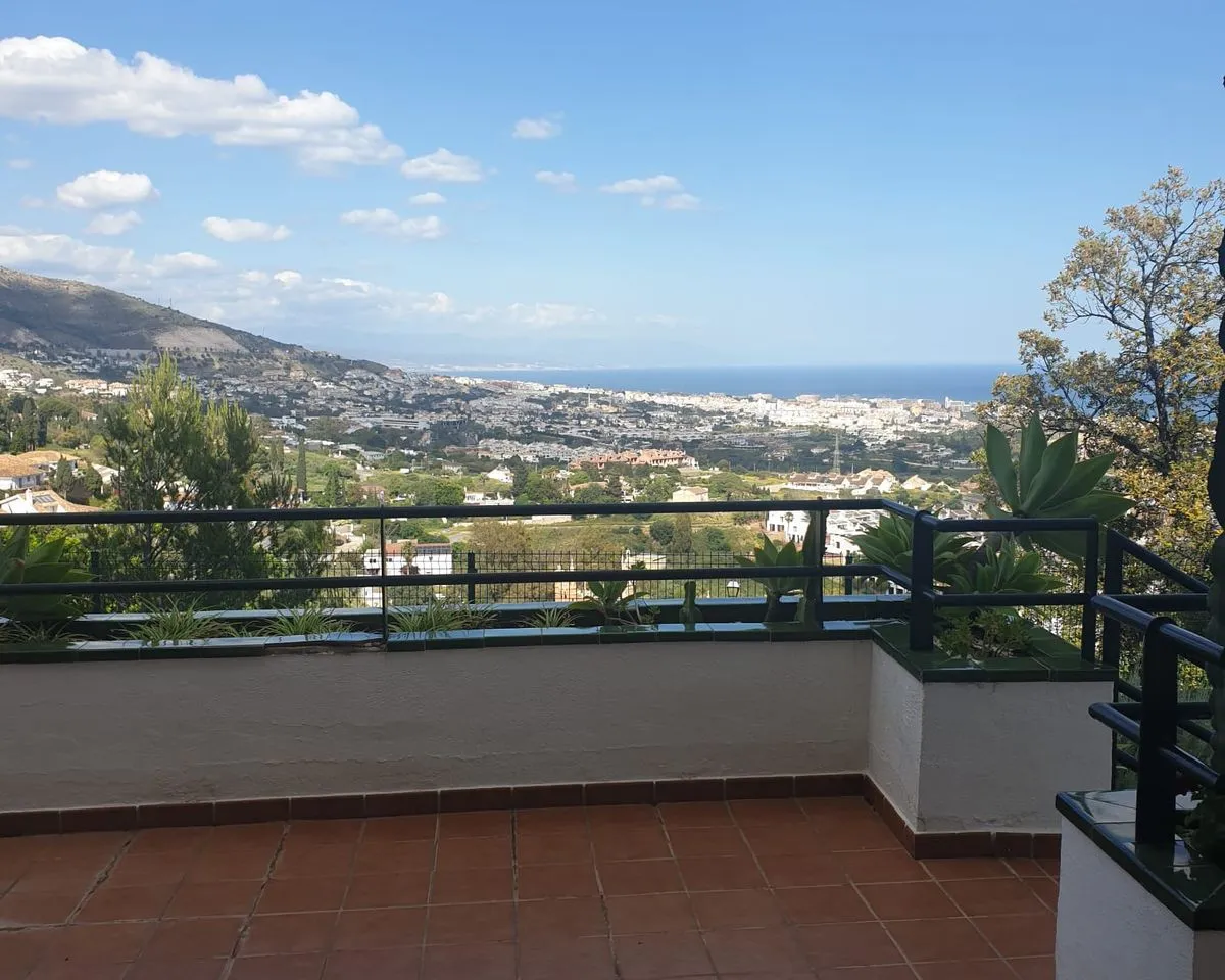 785f7ea0-8884-4e64-819b-6b26701c6c59