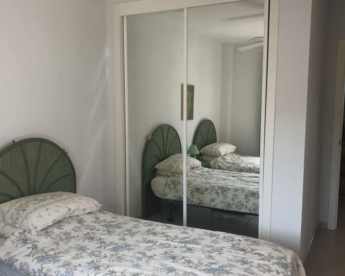 da0fc512-0413-44fe-8a09-8d7358bb3628