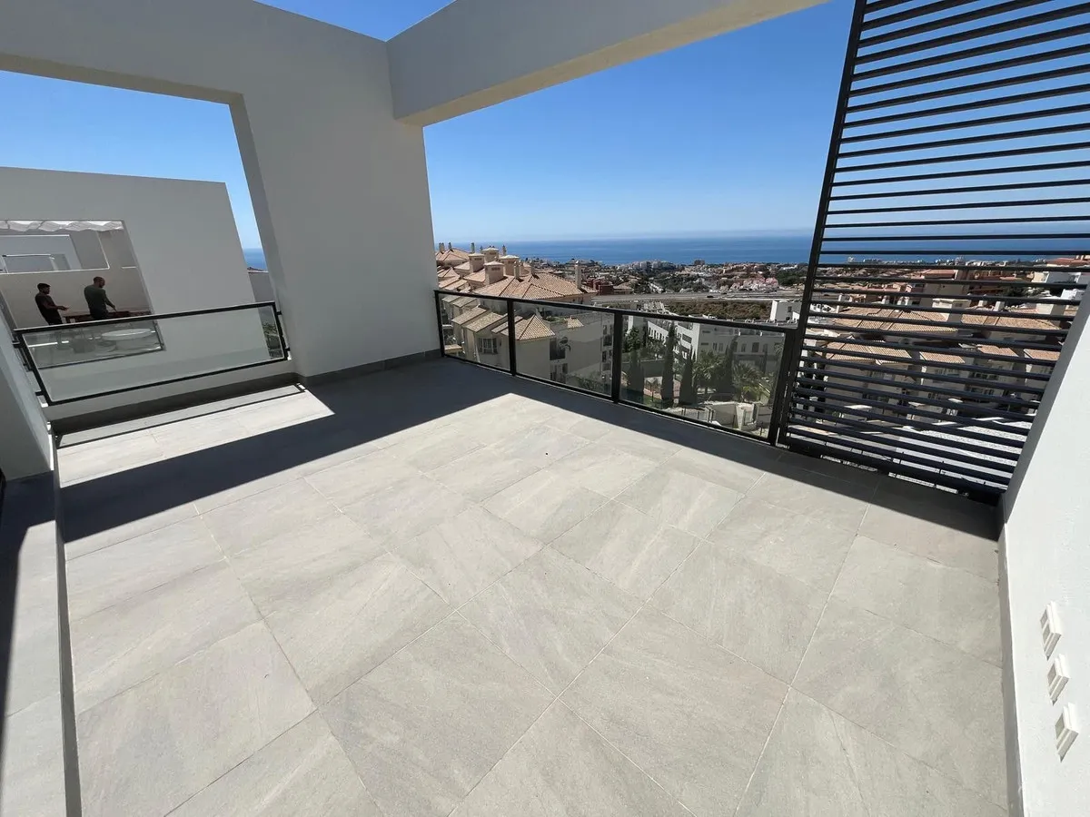 7fade5fb-5276-499a-a912-f5a5f48c4ba6