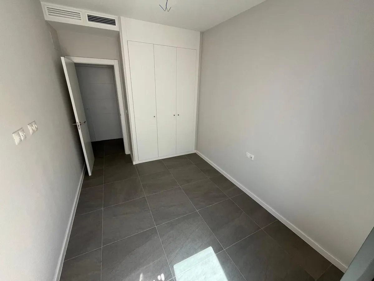 8c87dbfb-d2a7-4c68-ad0c-ff077f78df01