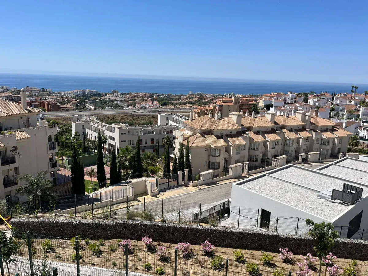 b4e9fb15-1679-447a-a899-ff9d82cfcf5f