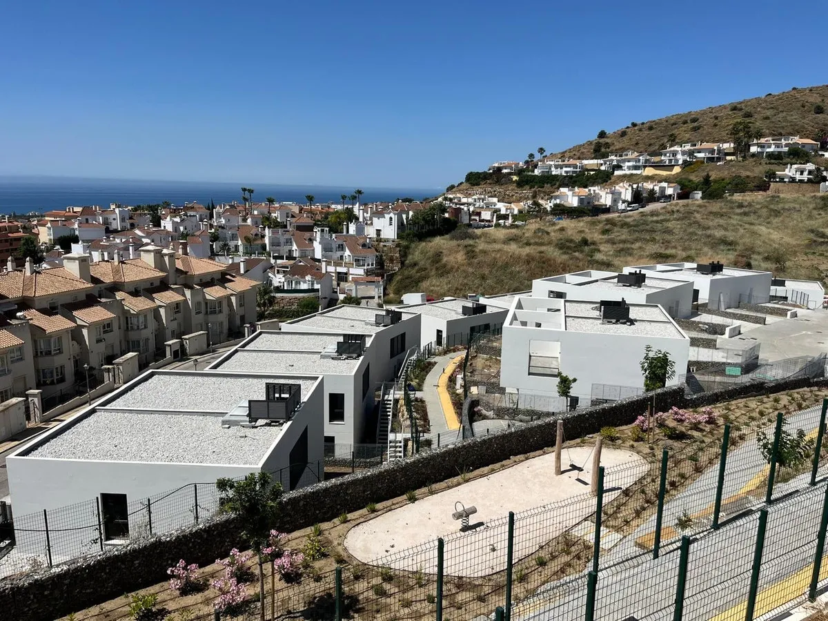 d0ea071b-bf2a-480e-a7e2-cde2326ae50c