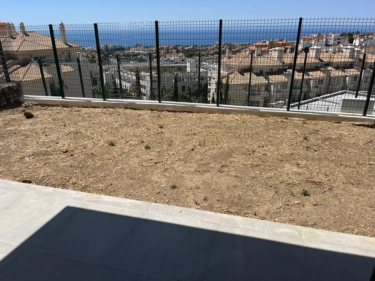 ed5ce548-9f94-45bd-95d4-b014460206f8