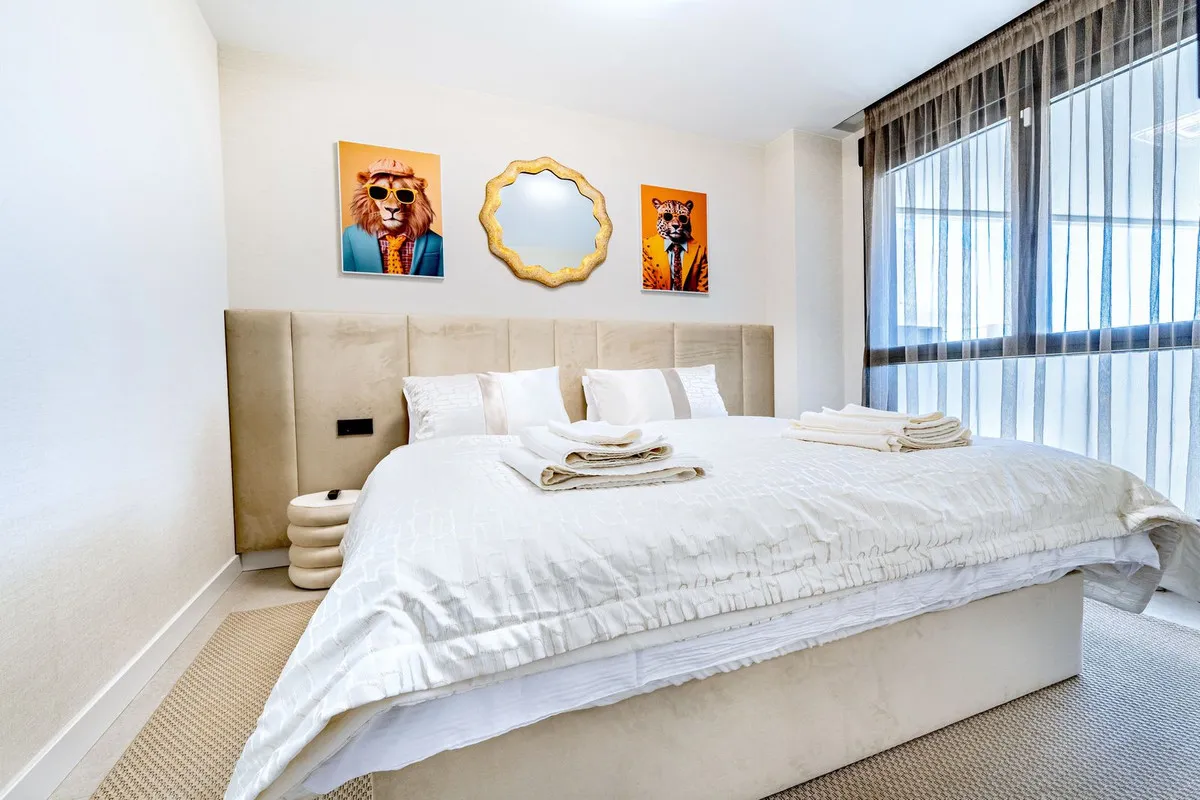 558cbe3c-b2cf-43bf-a297-11098cd4a62b