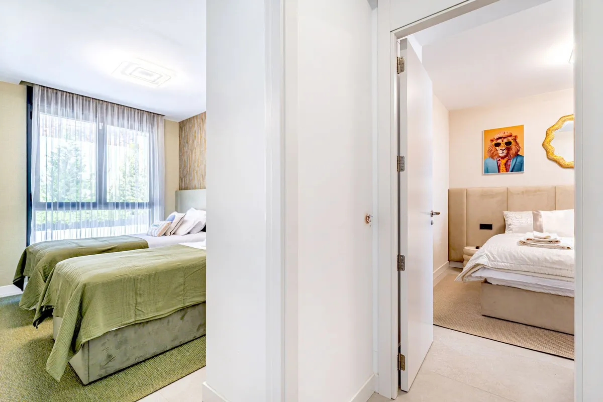 a0b48b66-b729-4052-8250-451a6befbecc