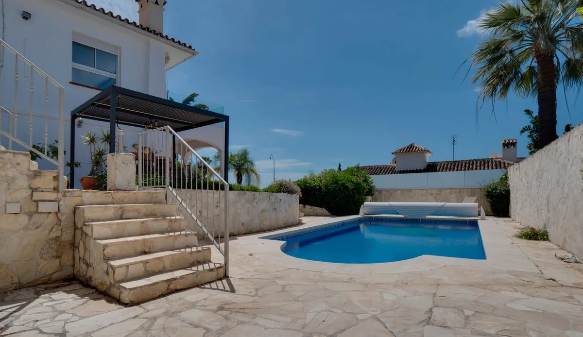 9b76a2fb-2d48-4e89-a59a-bb0a0b1d35bf