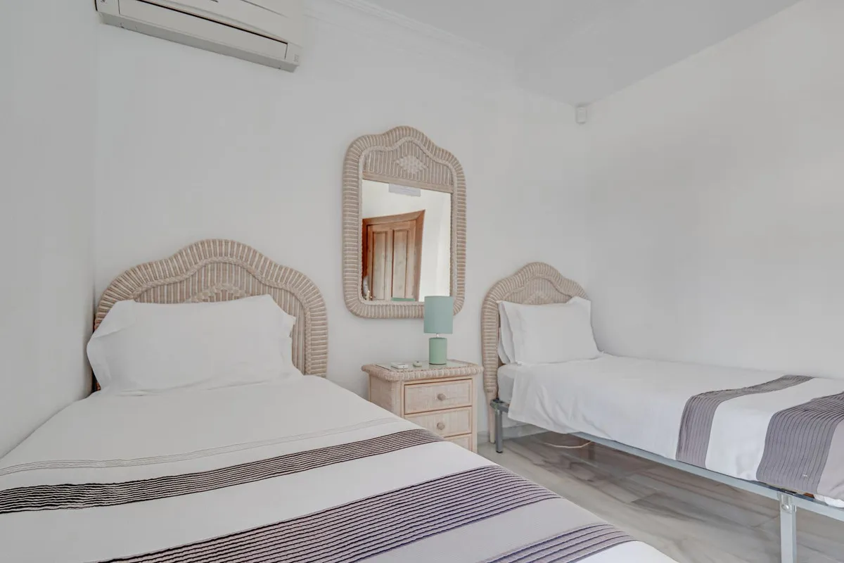 a4c21470-fa6f-454d-8858-be7730f722f0