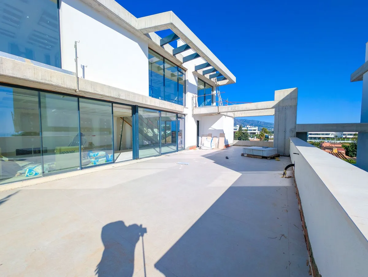 0cc81f5a-2b66-45dc-bc62-adedc83b9f12