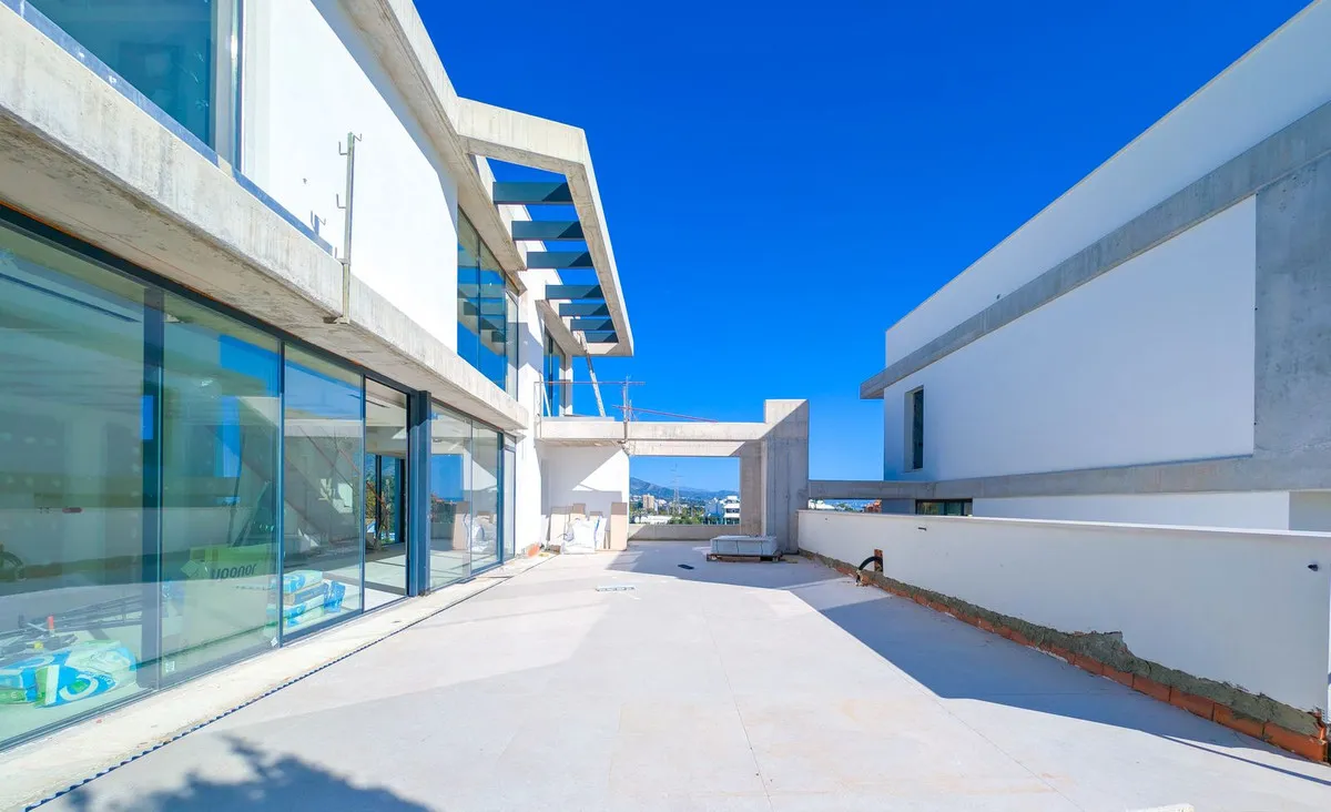 d6cfa27f-c7ad-4c00-84c4-a865ae7a1635