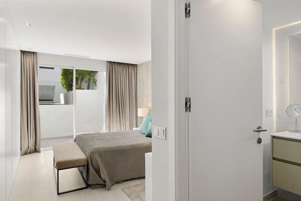 37c17d23-2466-4b6c-add3-fcf27087f66b