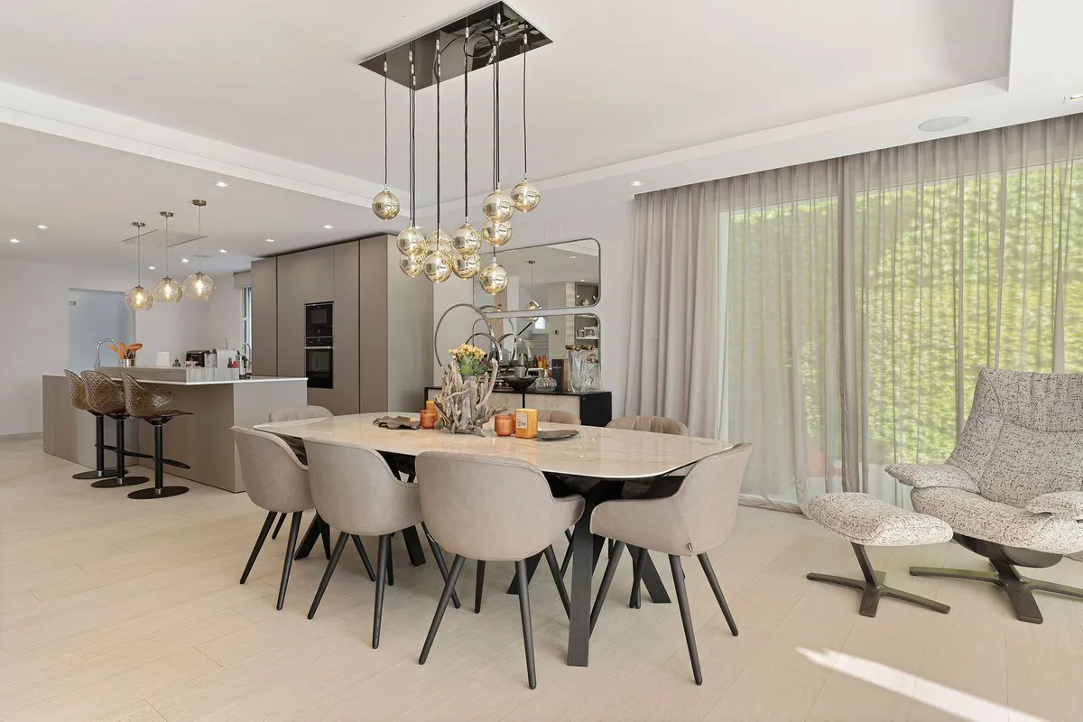 7a521ae7-32f5-46ee-b894-d4dade0280d4