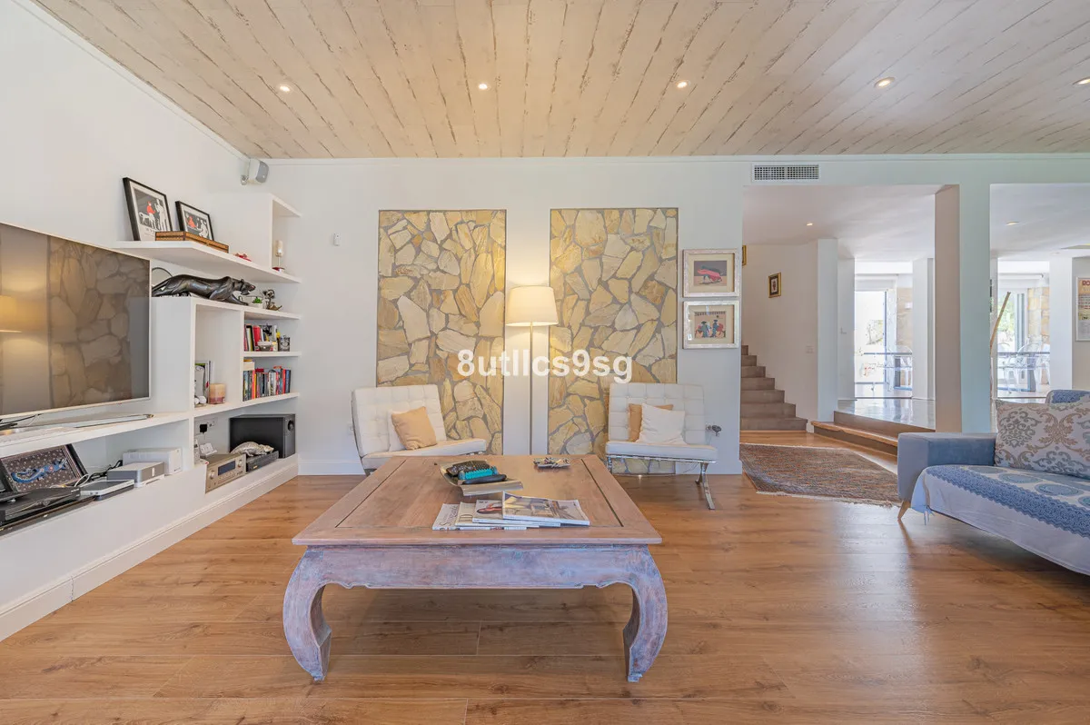 079f6145-43a0-4b52-b80f-2da3ca6c81d6