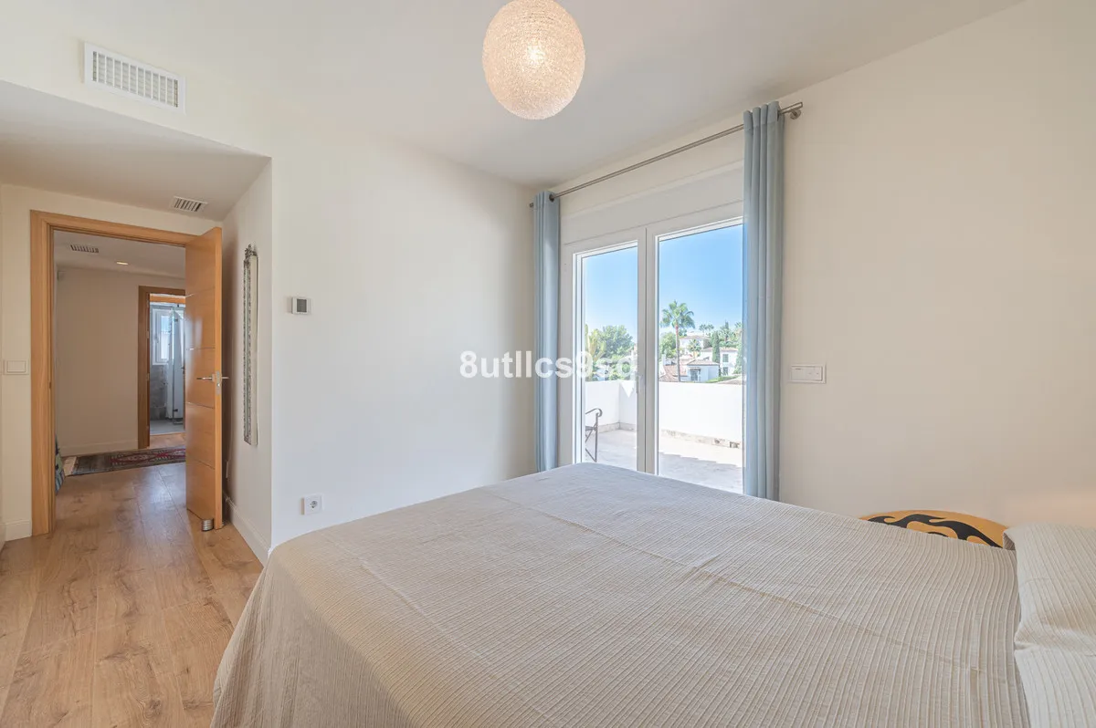 78997b7b-65c1-4179-986c-d0b02b6929d3