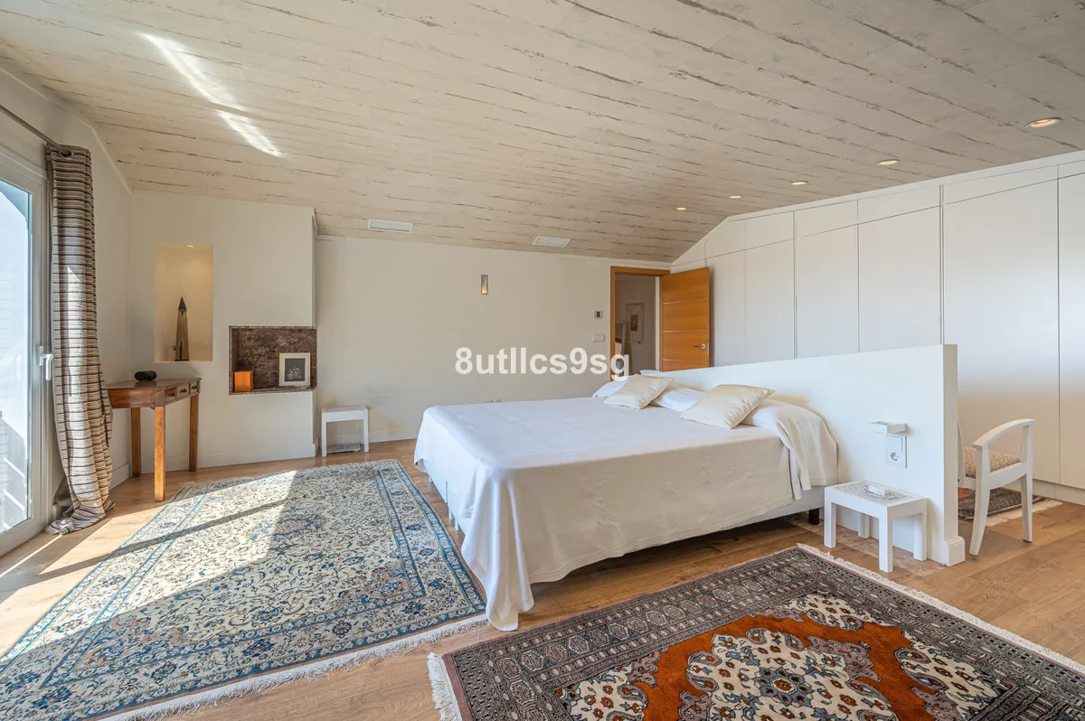 f0f0d8d8-38b3-437f-9a2f-890f234f6f2f