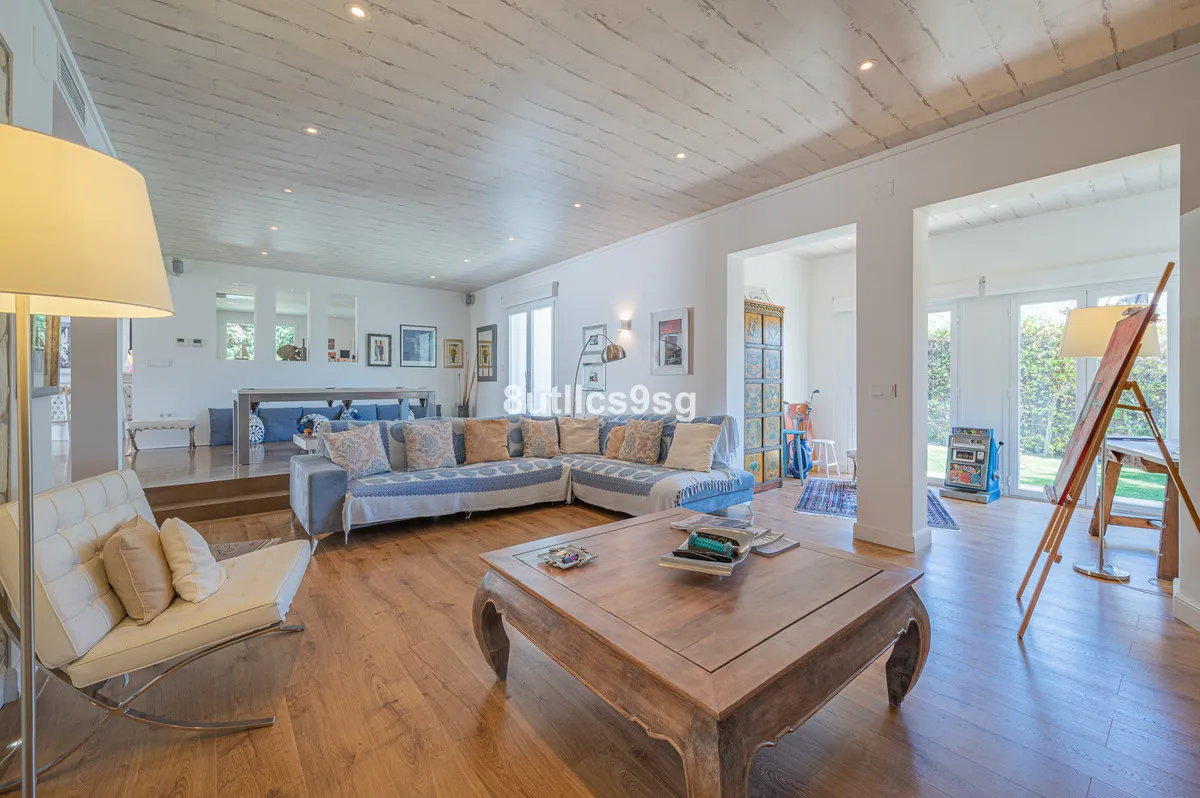 fb48df78-3b79-48a0-8bcd-2fb375eafad5