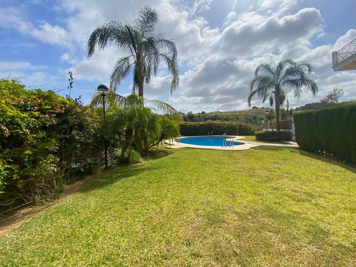 22b35830-3af3-43cd-a7d1-cea18636f40c