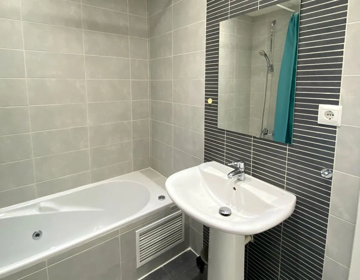 4c4dfe1f-9089-4382-8e23-b3e0eeff53b3