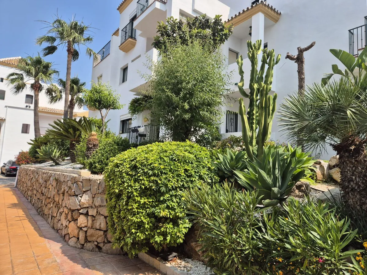 c1f6b573-78ec-416e-8fc4-aa4e672be536