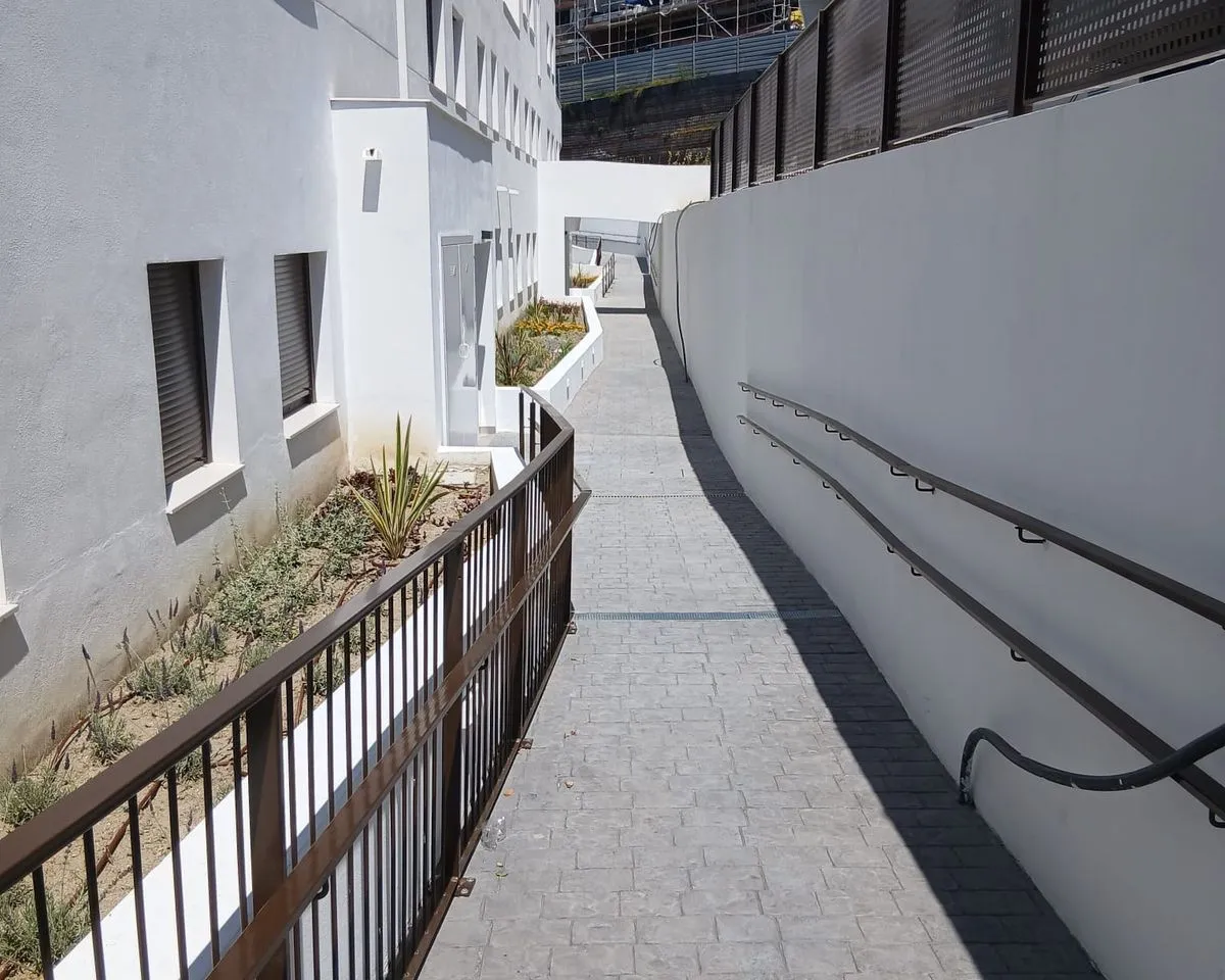 014b5ea0-75fc-4f45-816b-c570dbbd1144