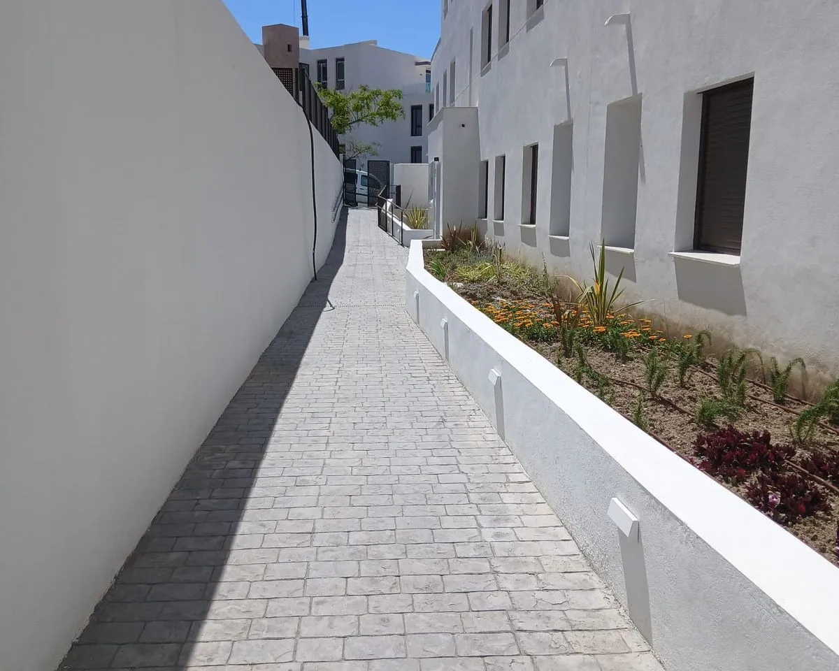 858659a8-9ce2-45e4-97f2-fb217a21dfff