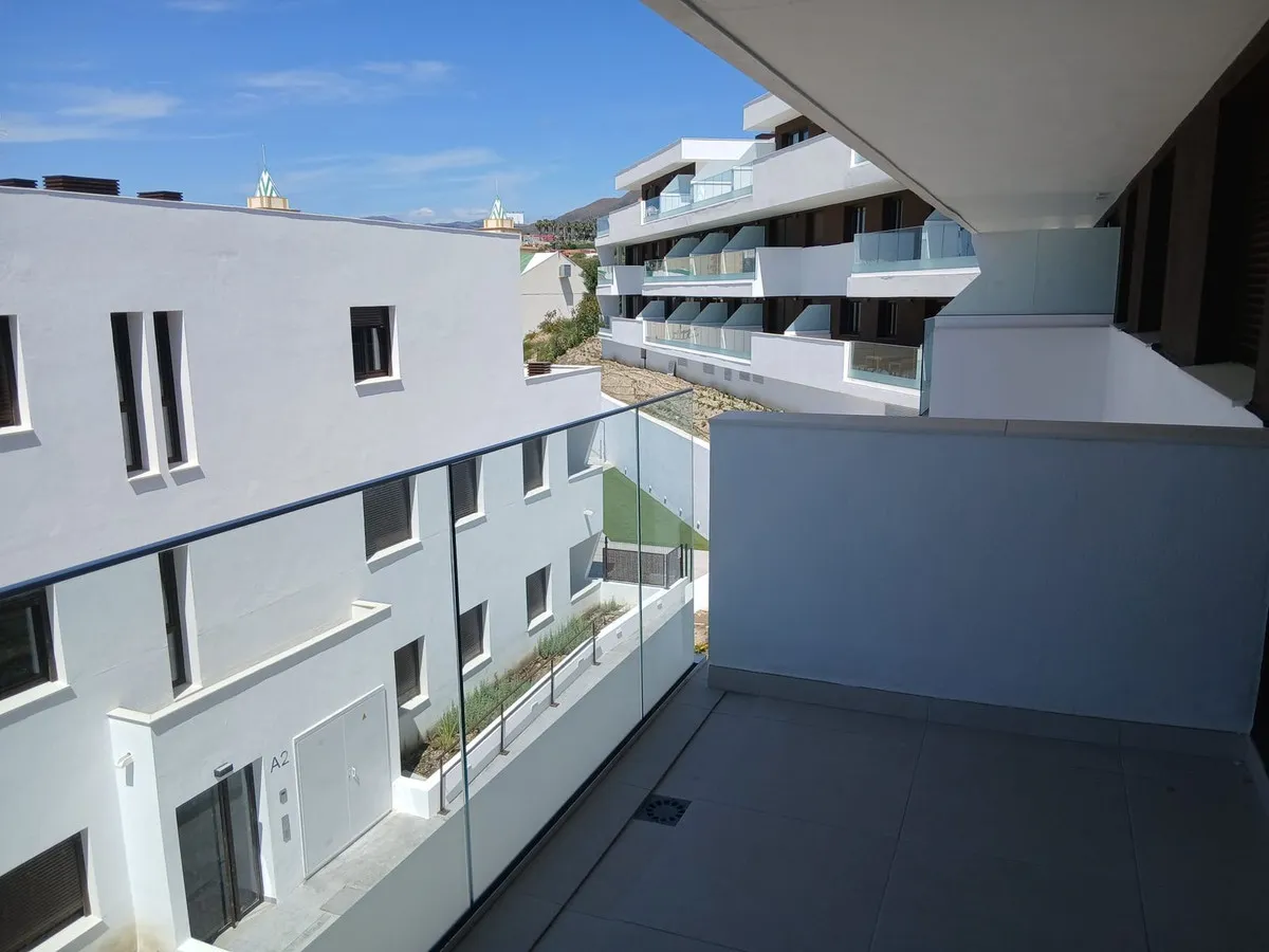 d3bc3db8-96f0-463e-8074-5aca8c1988bc