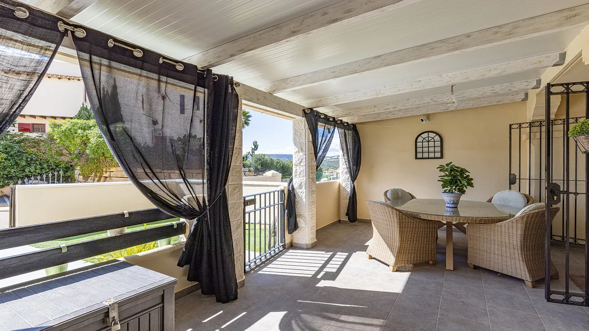 bee11733-8d5b-4485-9e30-25bead14a5c1