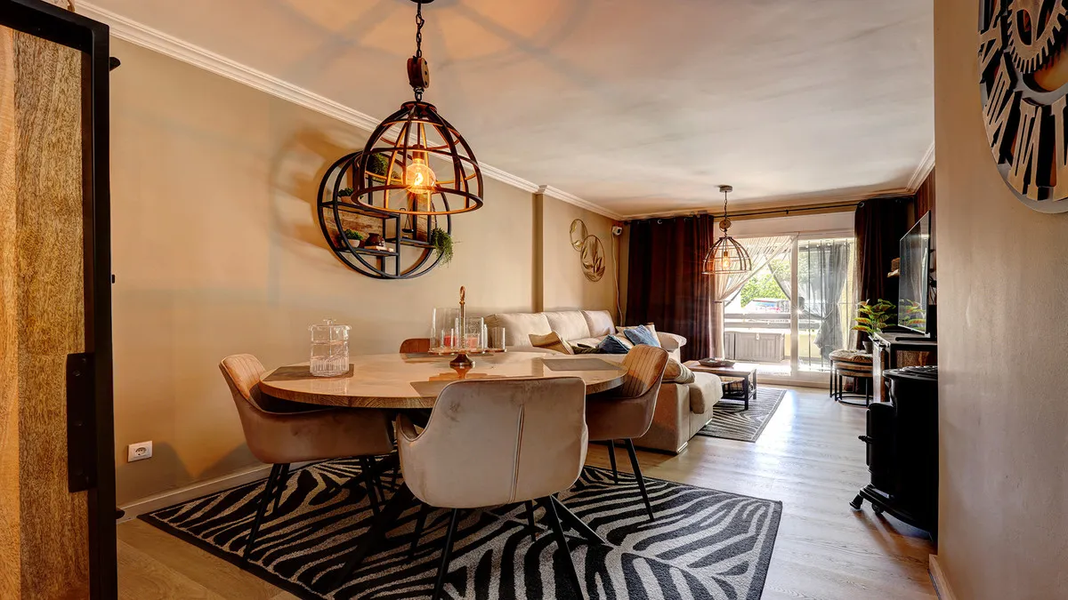 fdf44ca9-ff0c-4a33-998e-4eb55631459c