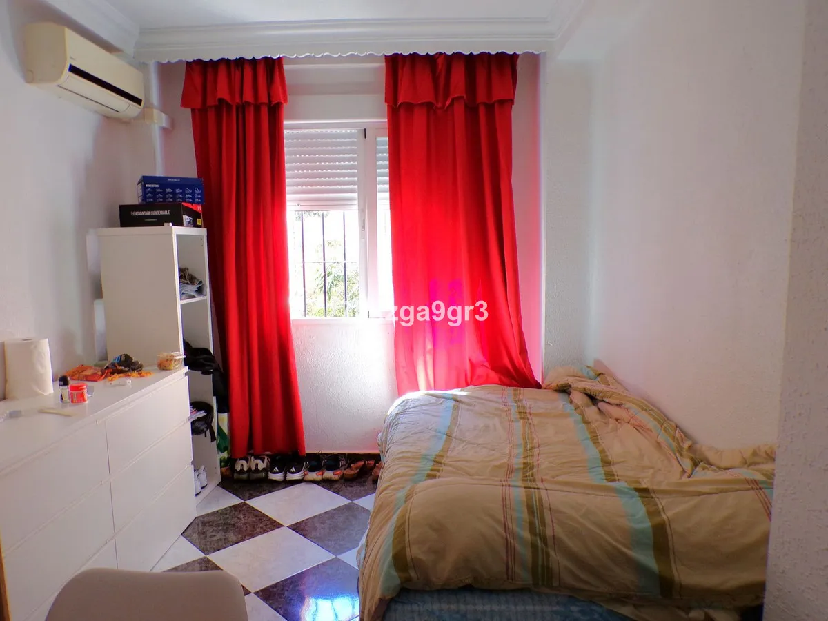 95b26486-4065-4e74-87a7-eea01c98b44e