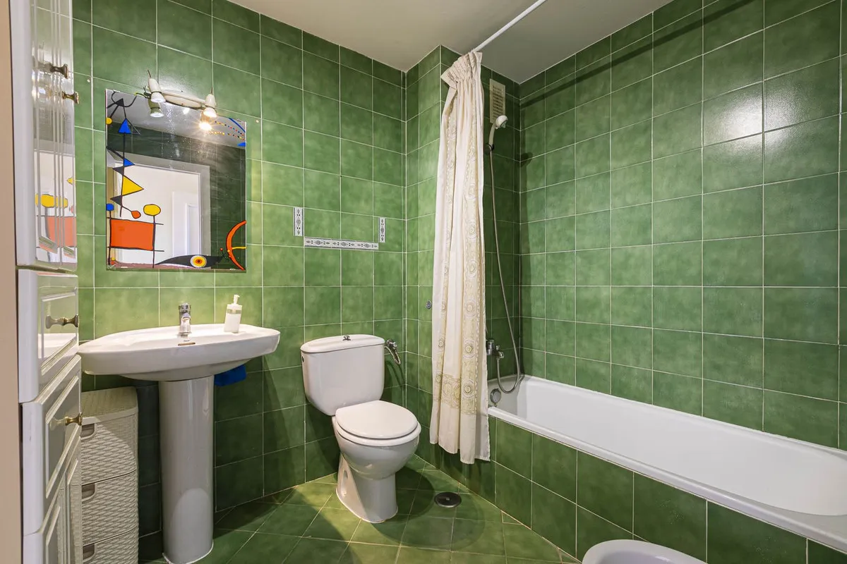 07b420ba-bc9b-43f7-8b7f-20d4b3b4fc6f