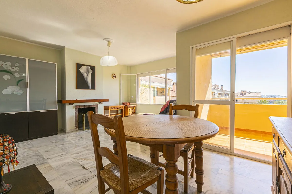 584dd59e-73d4-45bf-a676-32d733412618