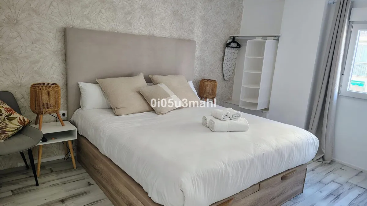 f9709bff-329b-4813-b8e1-3d6d003c47f5