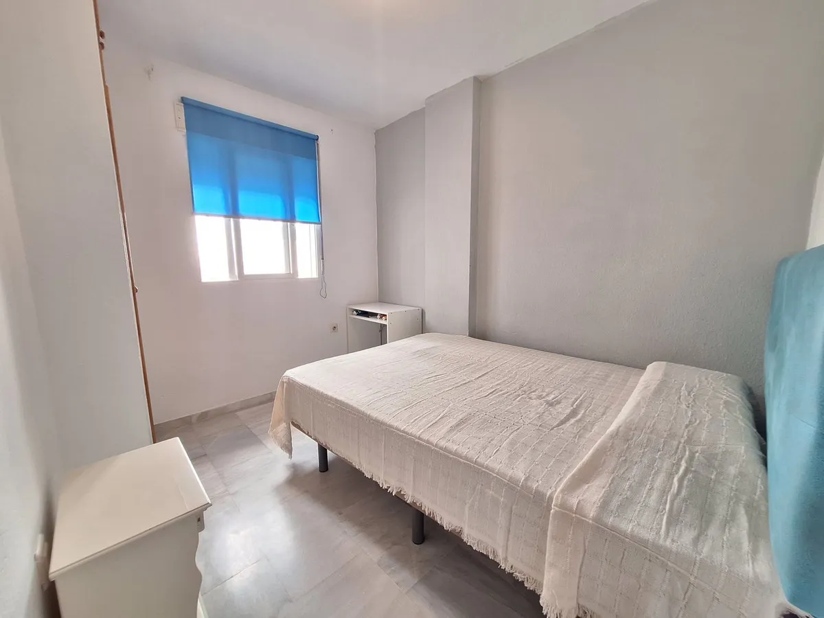 f3284b43-0c1e-4d9e-8051-3a198d0d2f34