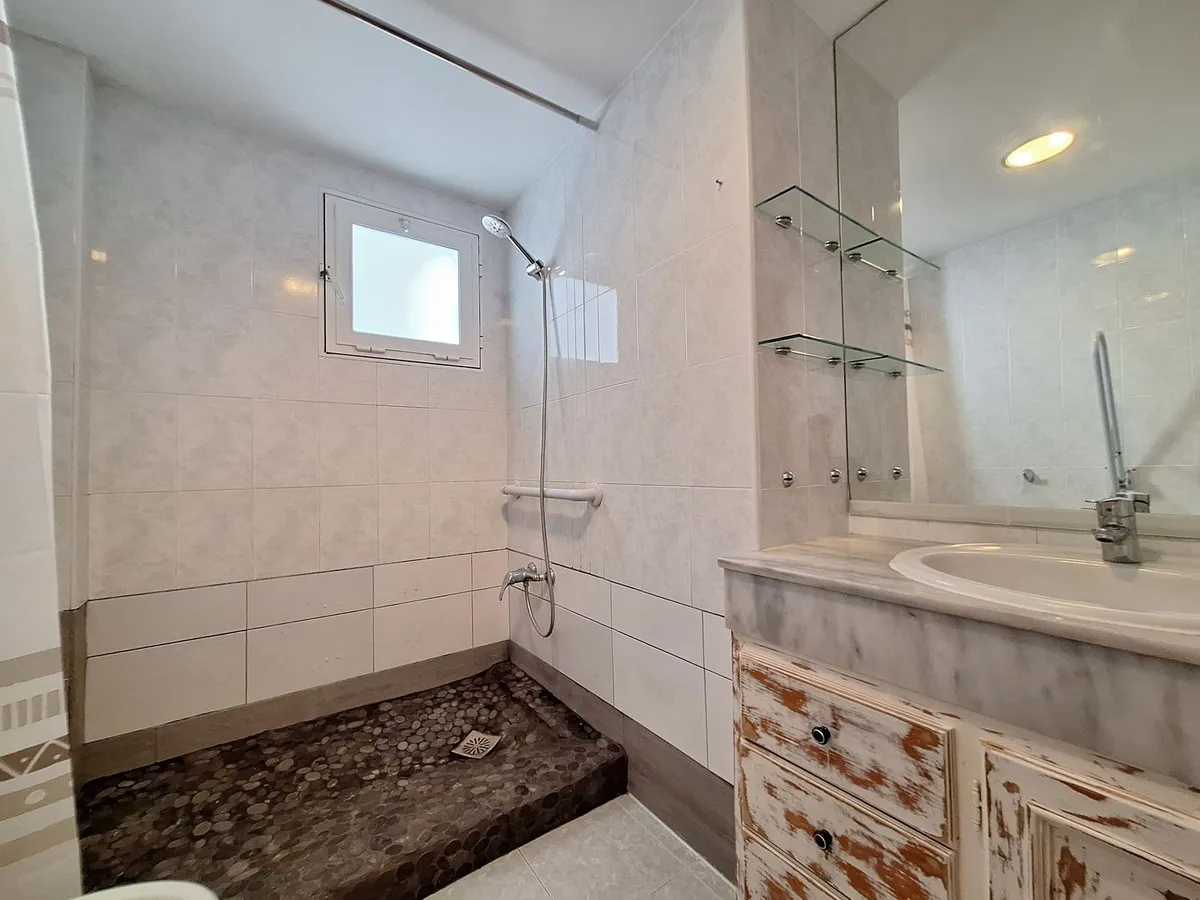 f3b7dfea-ef9d-454c-9f1d-f40155438d33