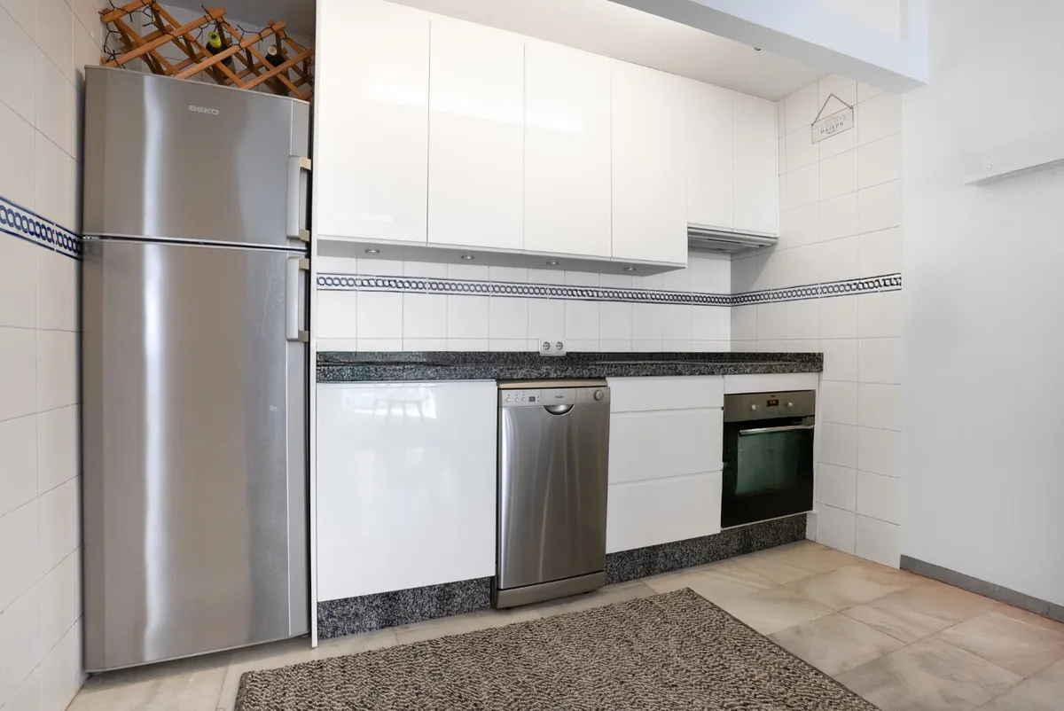 073211fd-a189-4c8f-8abb-877c06585d18