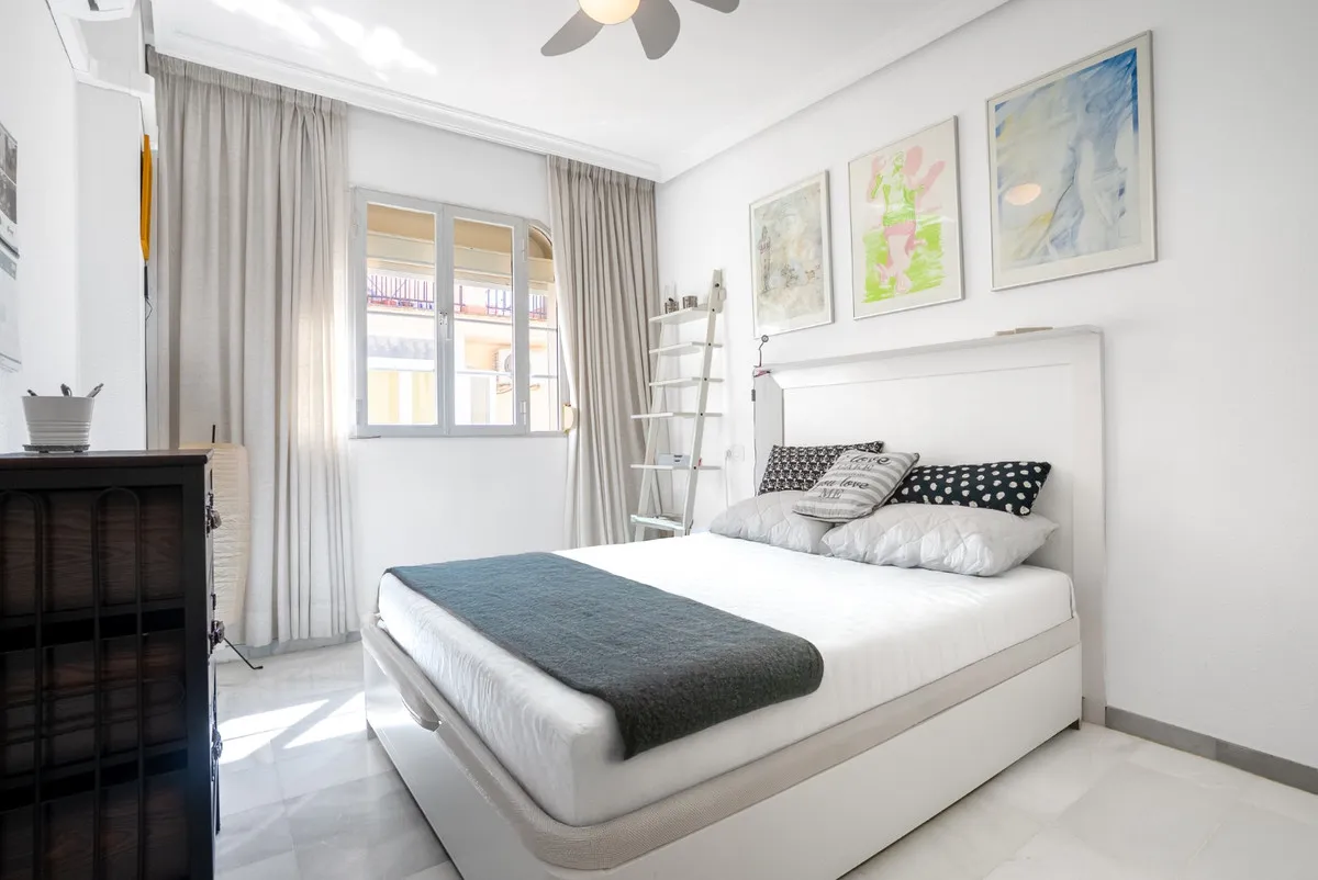 177e7148-0016-446f-ad12-ce9a9e8e6cf8