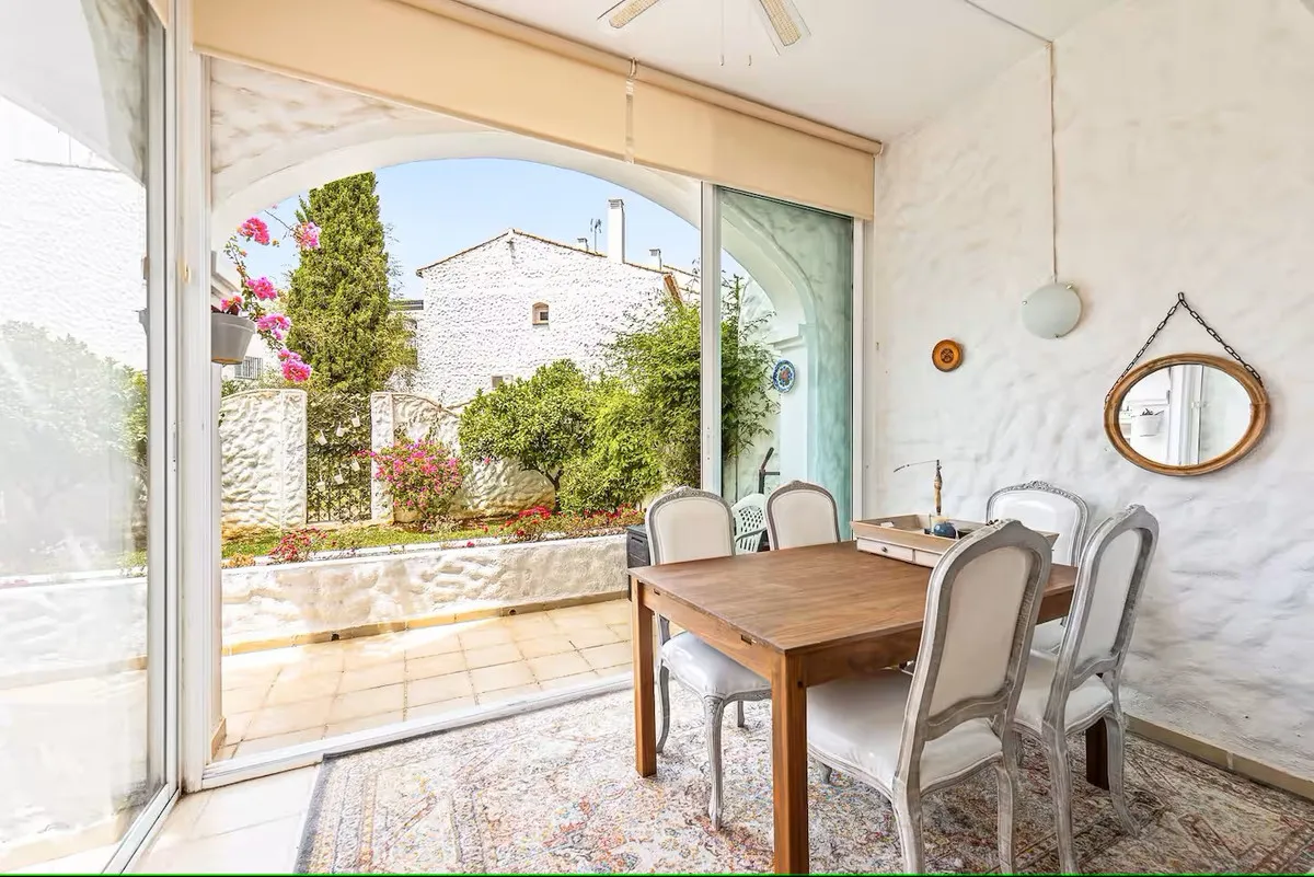 cff817dc-201c-4c5e-a3e6-f6f15f11ccbf