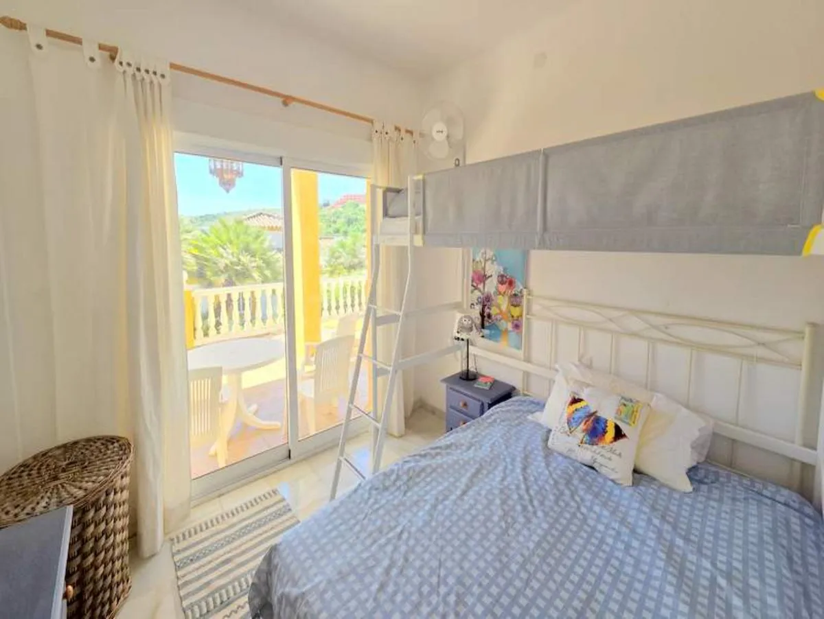 3d8eadbc-e238-4106-bafe-b385a0e53b86