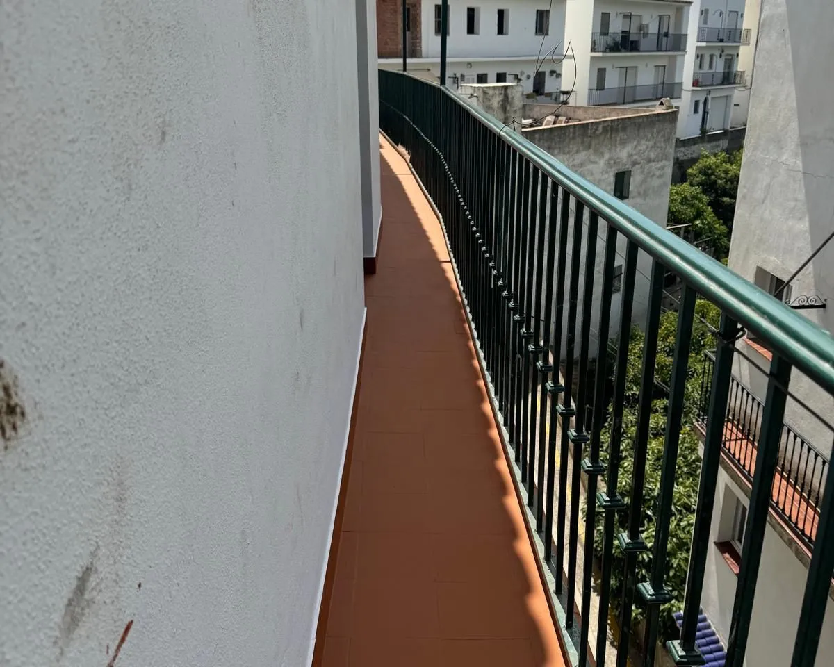 b31daeb1-65df-4d4e-94b4-9705ebca45c8