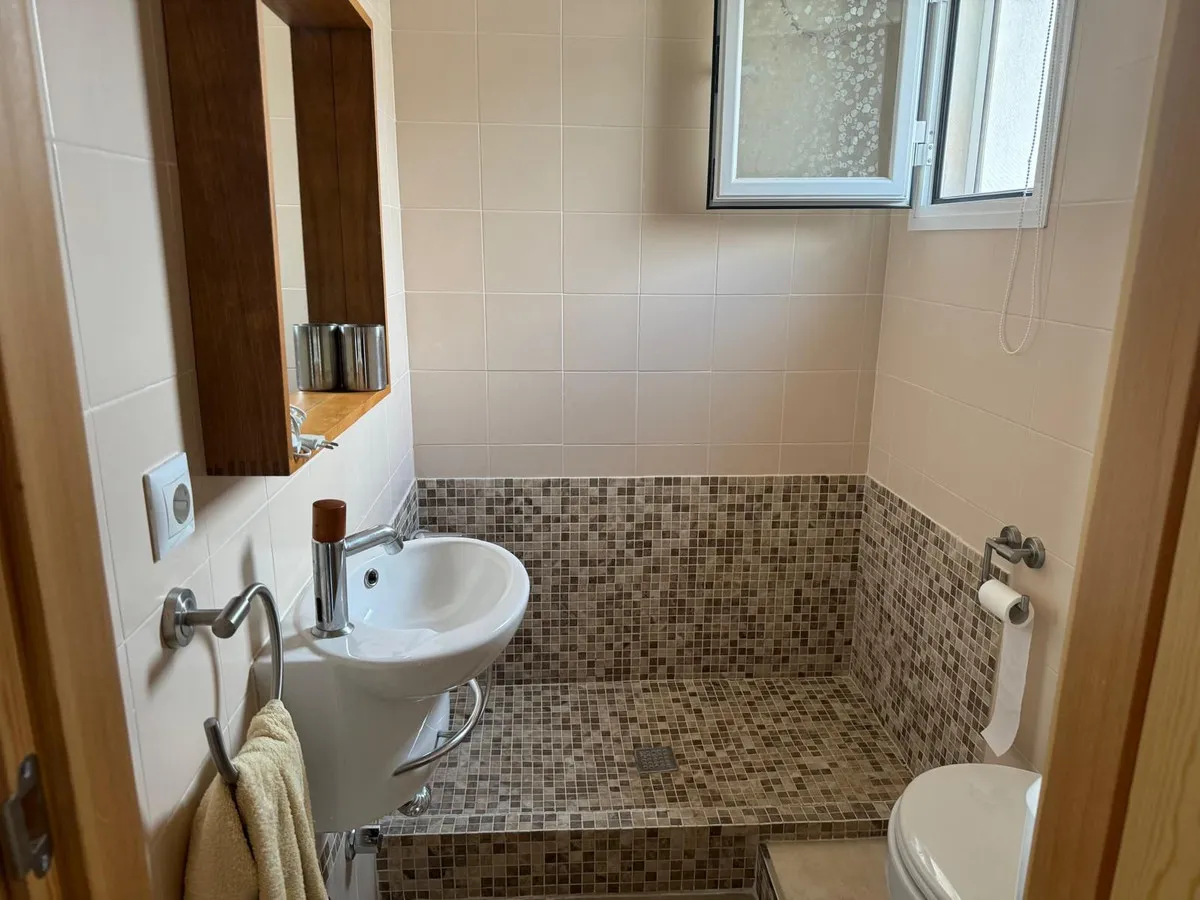 ccd5d7e3-61b7-4d75-aeec-ce307b48b8ed