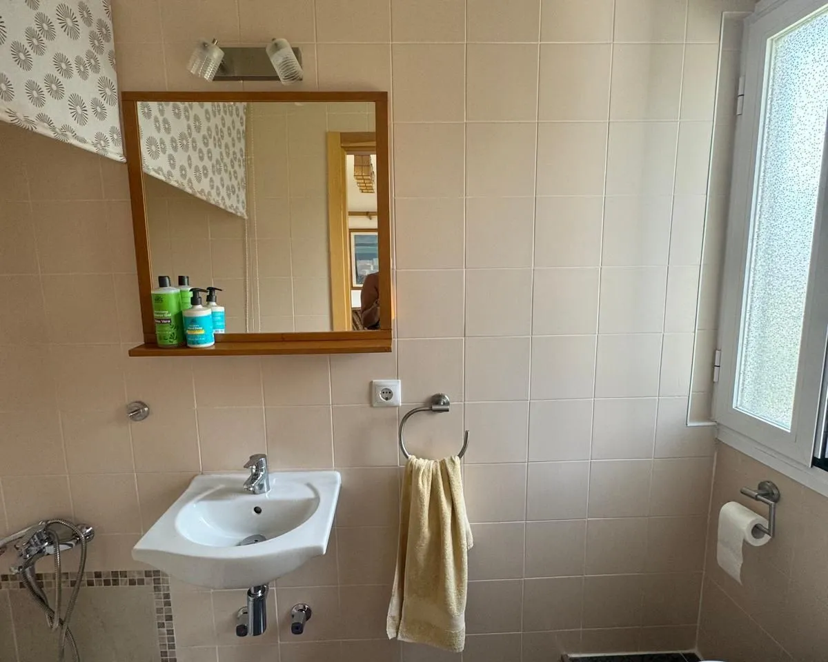 d0d30e3e-23b1-418a-b5bb-c5f3b3ff2de2