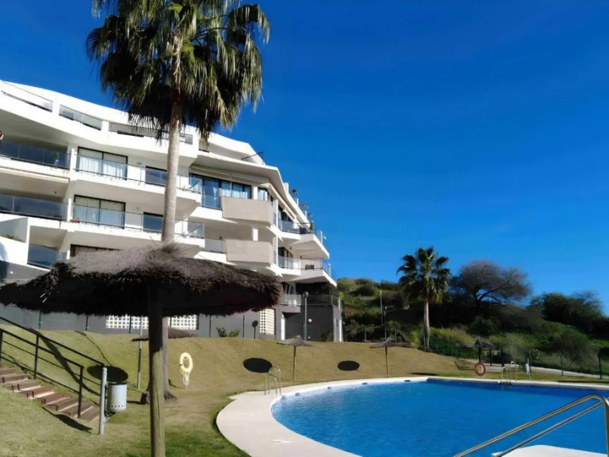 2de0219d-c1a4-4d90-ad37-da35dec5642c