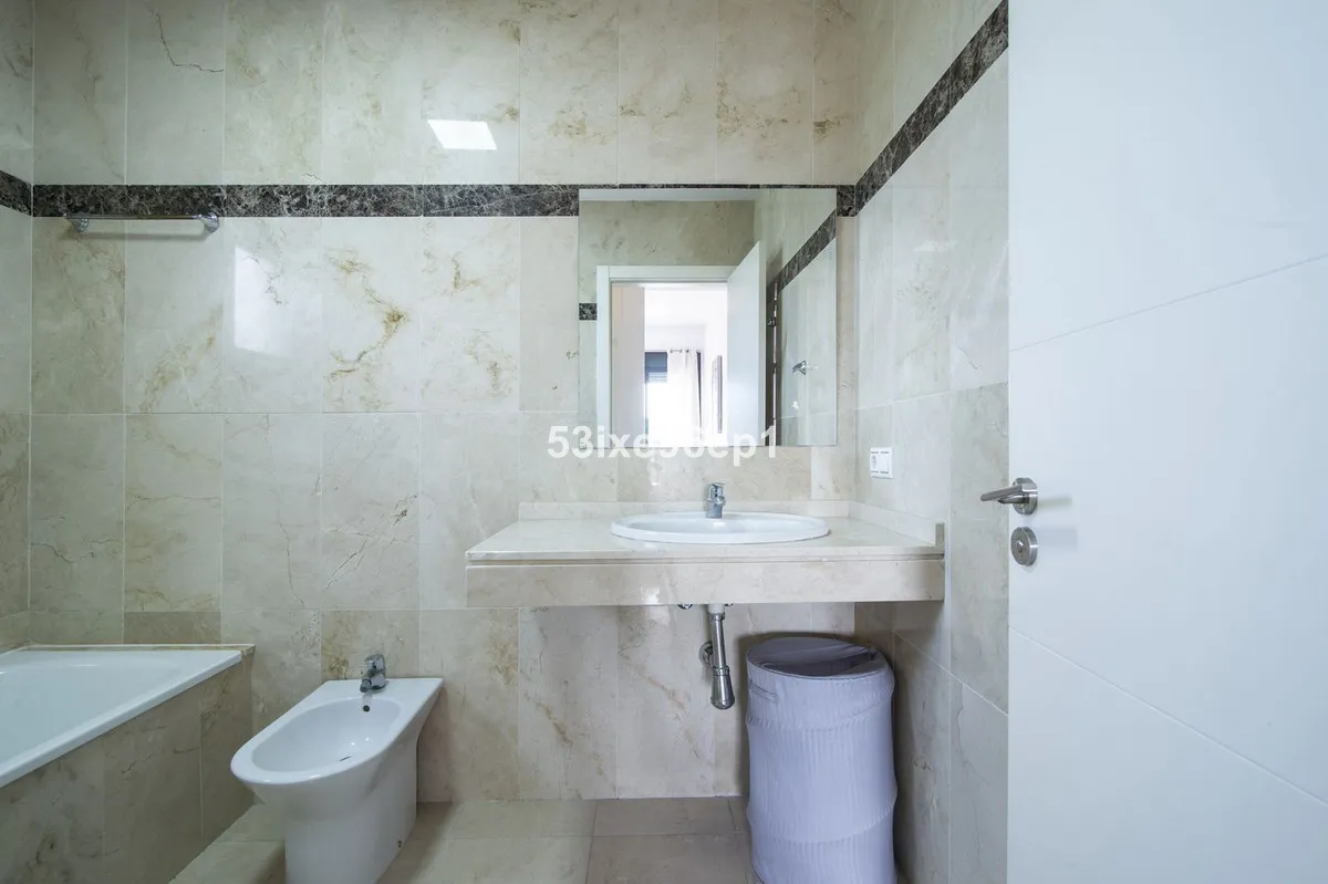 e6a7ed4b-1d8d-4adb-a348-c6a8fd404ee7