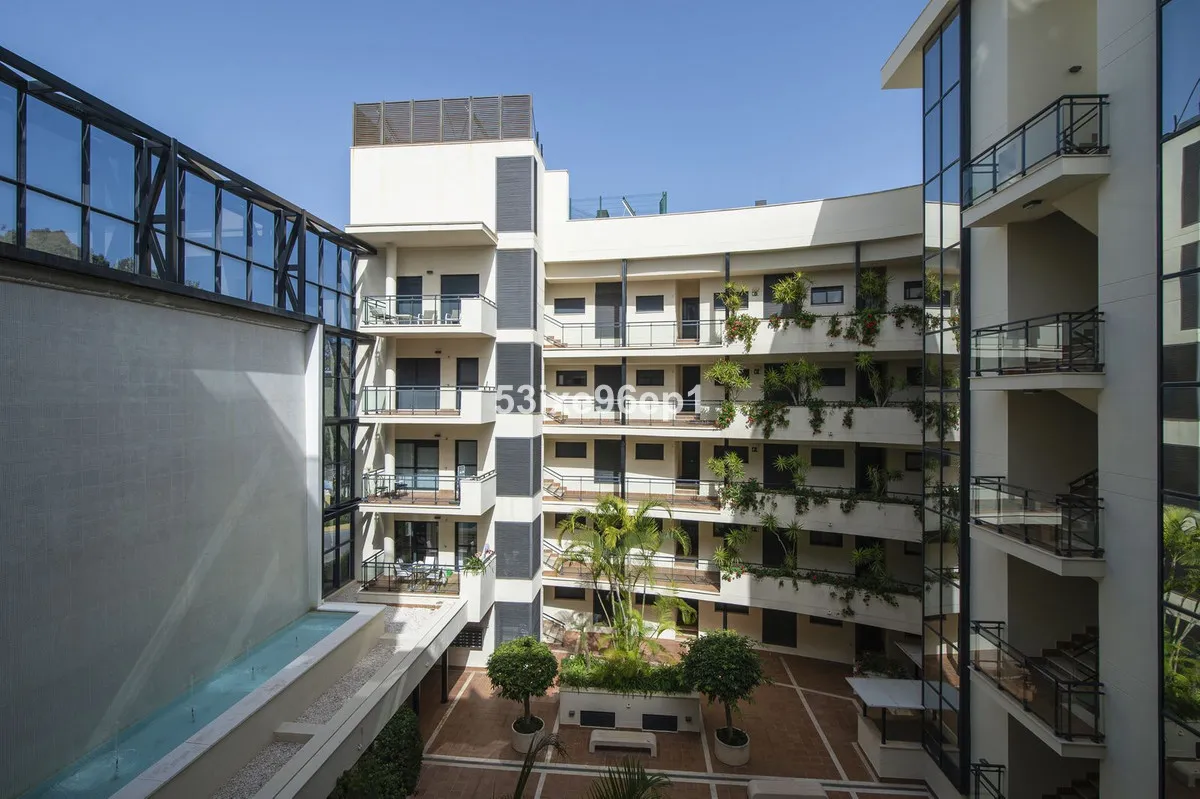 f181c3d9-a384-42c1-8d6e-bb1a3ea095fe