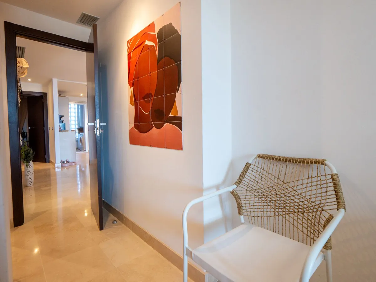 6989fdeb-088c-481a-bb1e-54f1e1250415