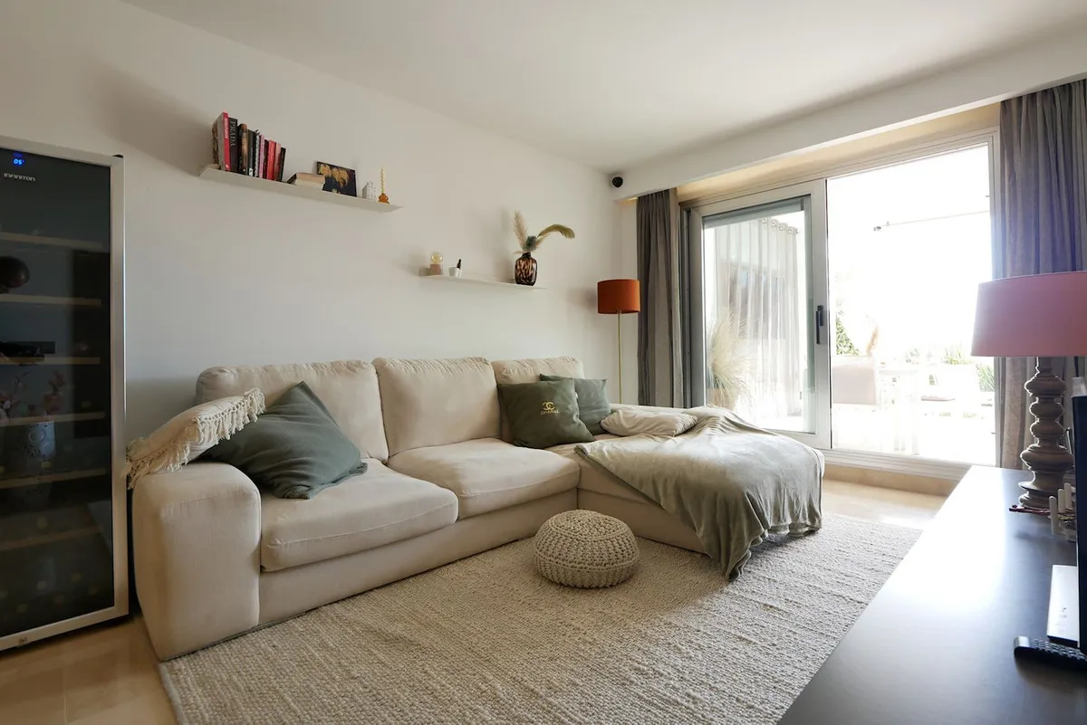 8af14a05-a937-48eb-a055-a44fa47f2983