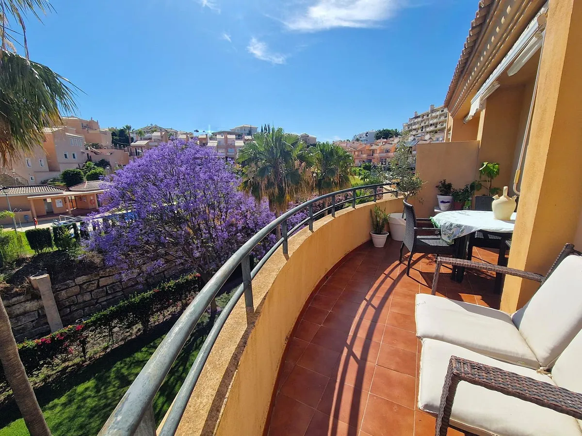 da9dd77b-d7ca-4c95-910e-9414b40a87b8