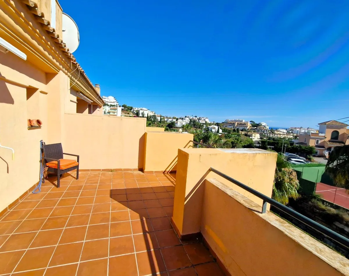 e8e4c89e-9fee-4ddc-9830-923dca20c3a0