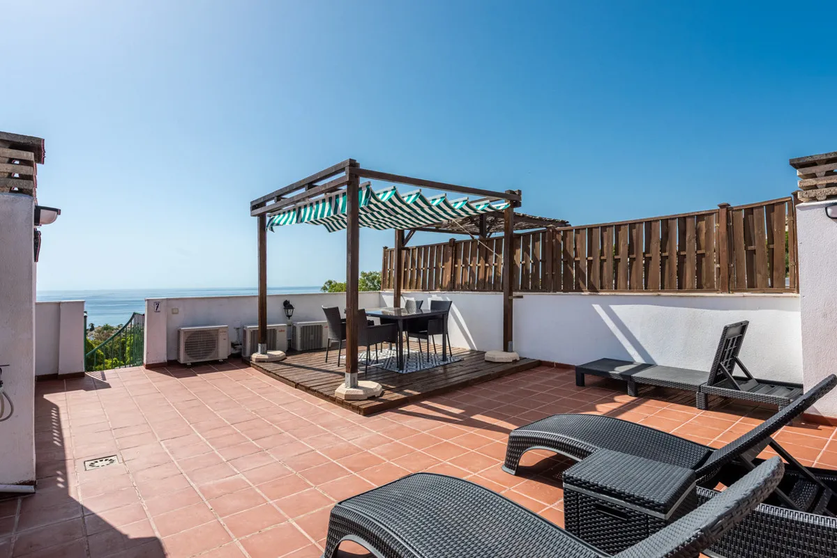 15b9bd27-5f82-4653-acab-708008733468