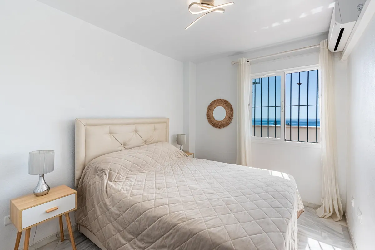 f8b8318d-5eca-4251-9ab6-509234cac835